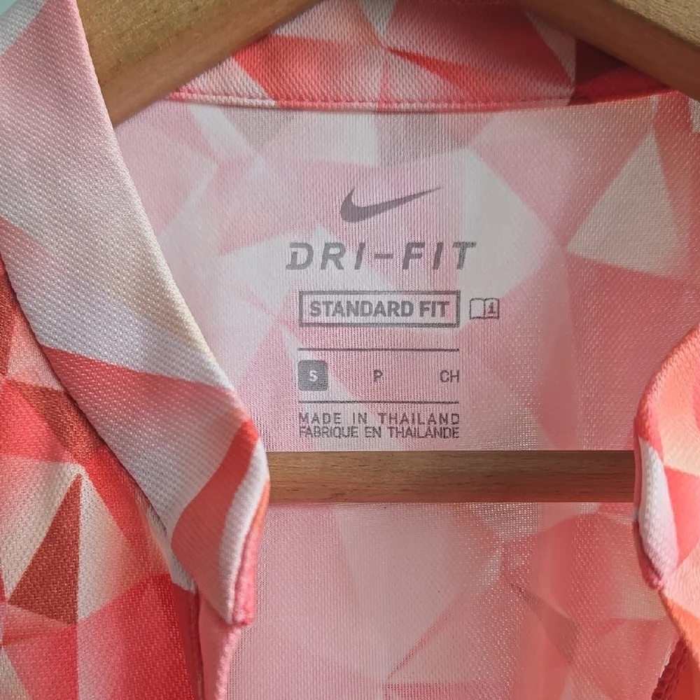 Nike Women's Geometric Sleeveless Blouse - Coral
